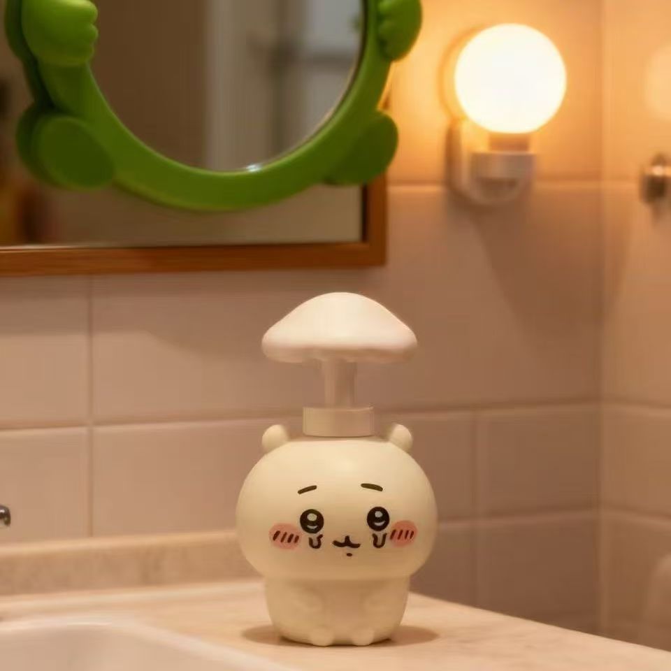 186.可愛い 泡ポンプボトル 詰め替え容器 300ml キャラクター型 マッシュルームヘッド 泡ハンドソープ用 空ボトル お風呂 洗面所 子供 ギフト
