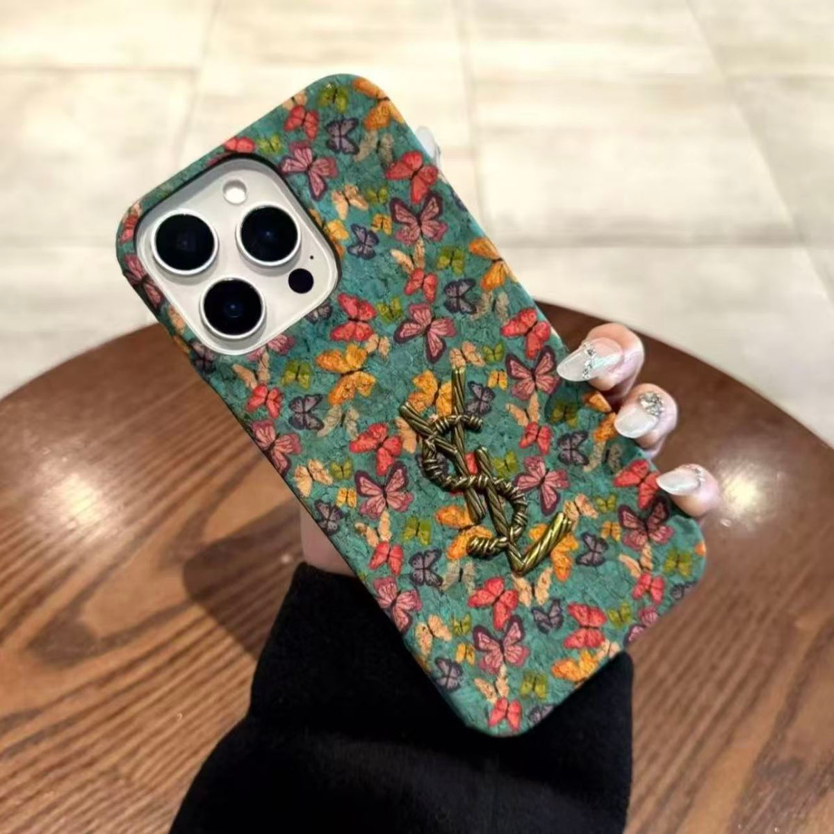 206.ヴィンテージ蝶々柄 布調 iPhone ケース レトロおしゃれ カメラ保護 落下防止 大人可愛い スマホカバー