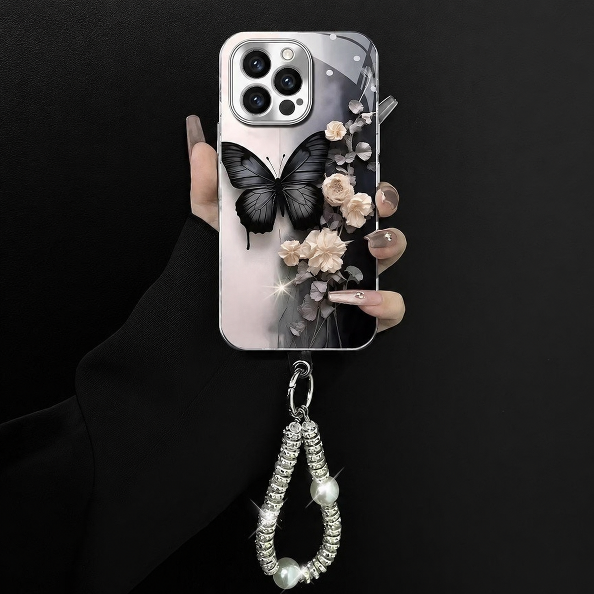 131.メッキ蝶柄スマホケース iPhone 対応　特殊機種はカスタマーサポートまでお問い合わせください