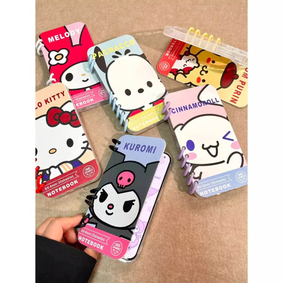 049.本型フリップ手帳ケース サンリオハローキティ カードポケット付き iPhone13/14/15/16ProMax 専用 女子人気カワイイスマホカバー