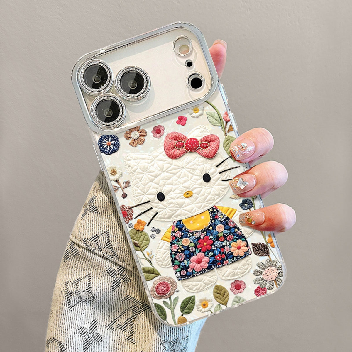105.iPhone17ProMax 化 クリア 花柄ハローキティ ビーズチェーン付き ハード & ソフト両用 UV 印刷スマホケース