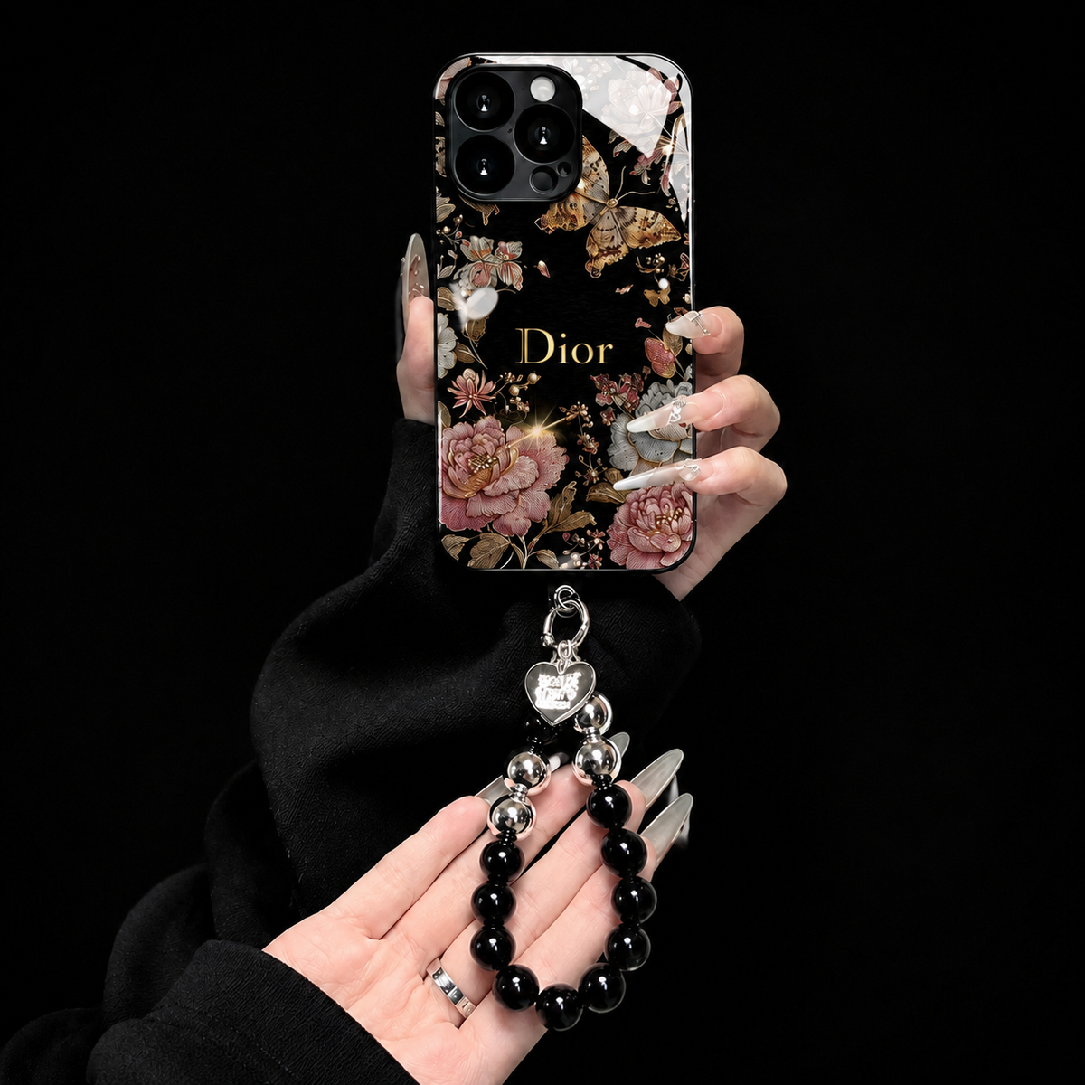 130.蝶とバラデザイン チタングレーメッキガラススマホケース iPhone17／iPhone16 対応 高級感 強化ガラス背面